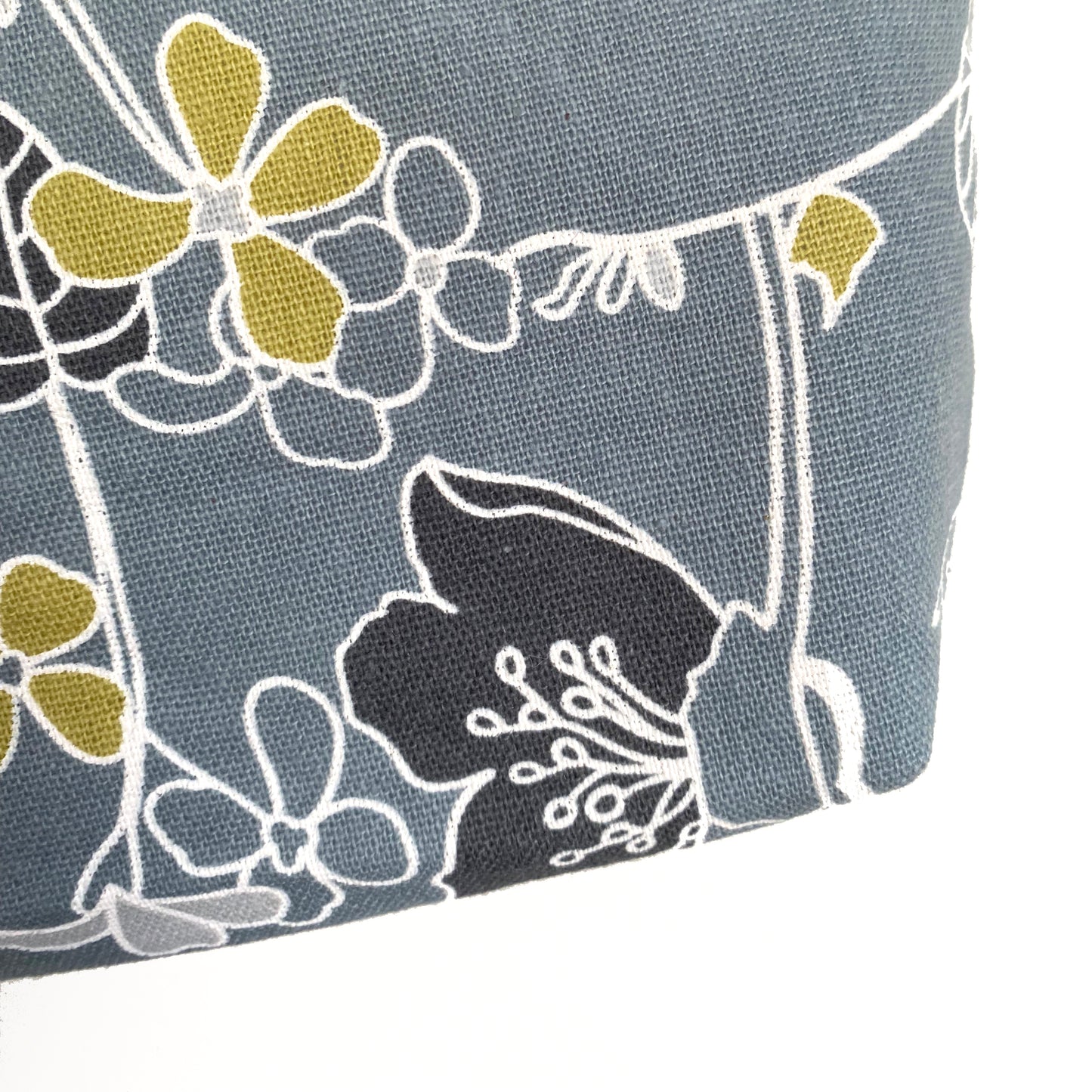 Garden Grey - Crossbody Plus